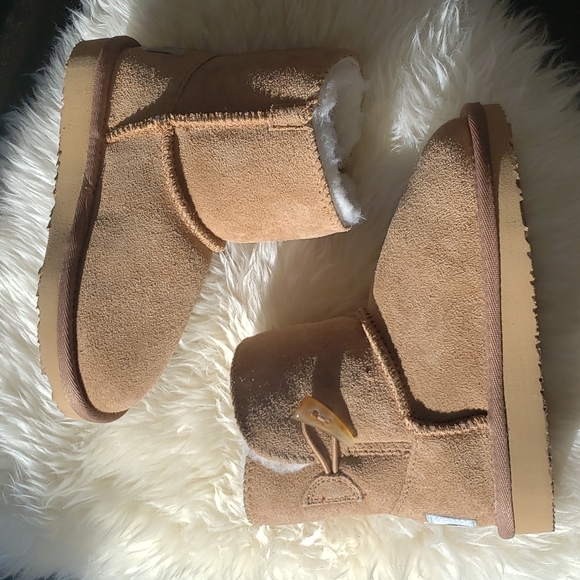 Aussie Merino Tan Suede Slip on Short Boot Y11 nwot - Picture 3 of 11